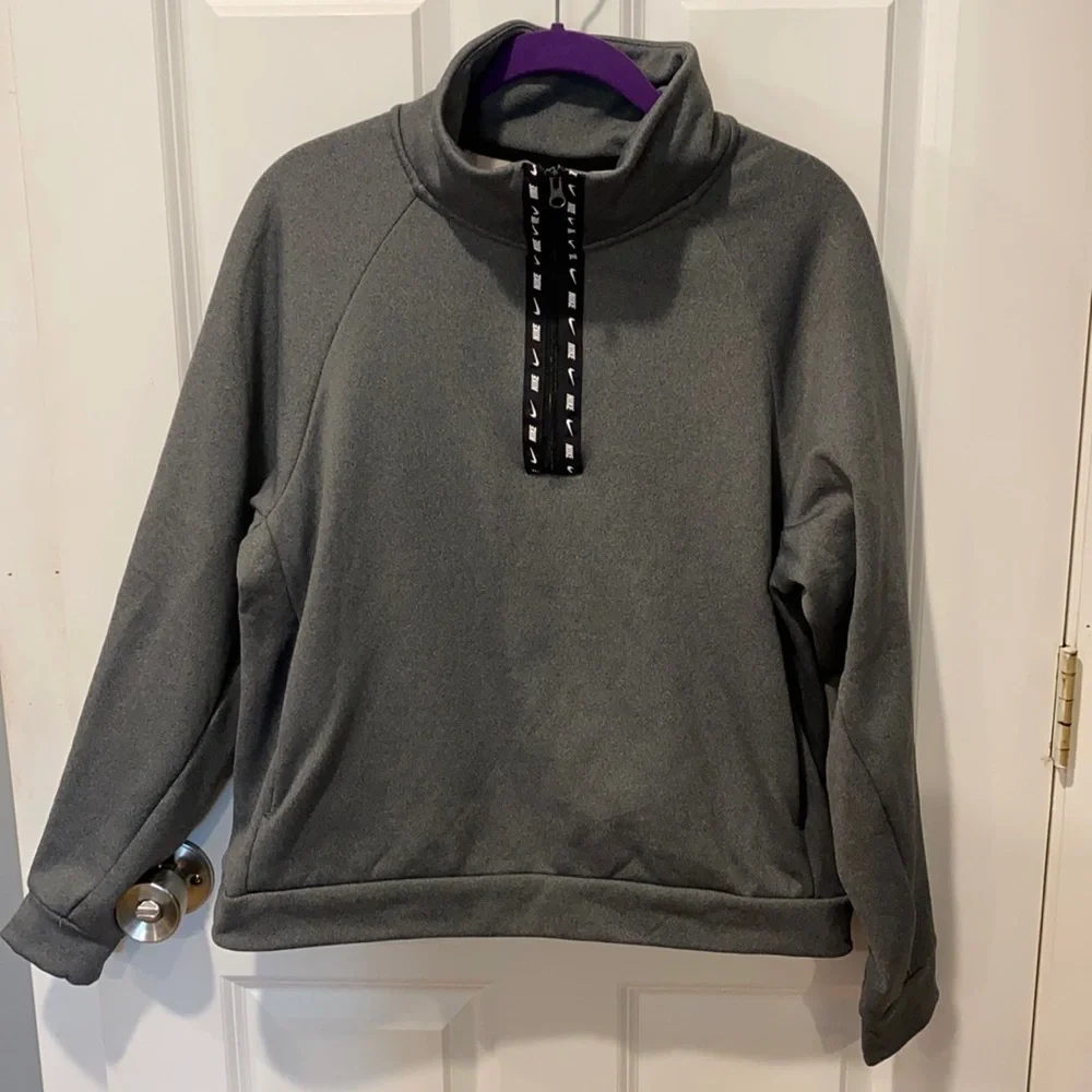 Nike Oversized 1/4 Zip Logo Pullover EUC